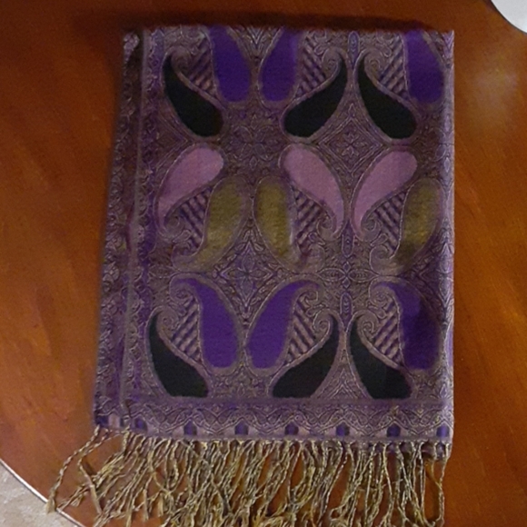 Pashmina Scarf/Shawl - Picture 4 of 8